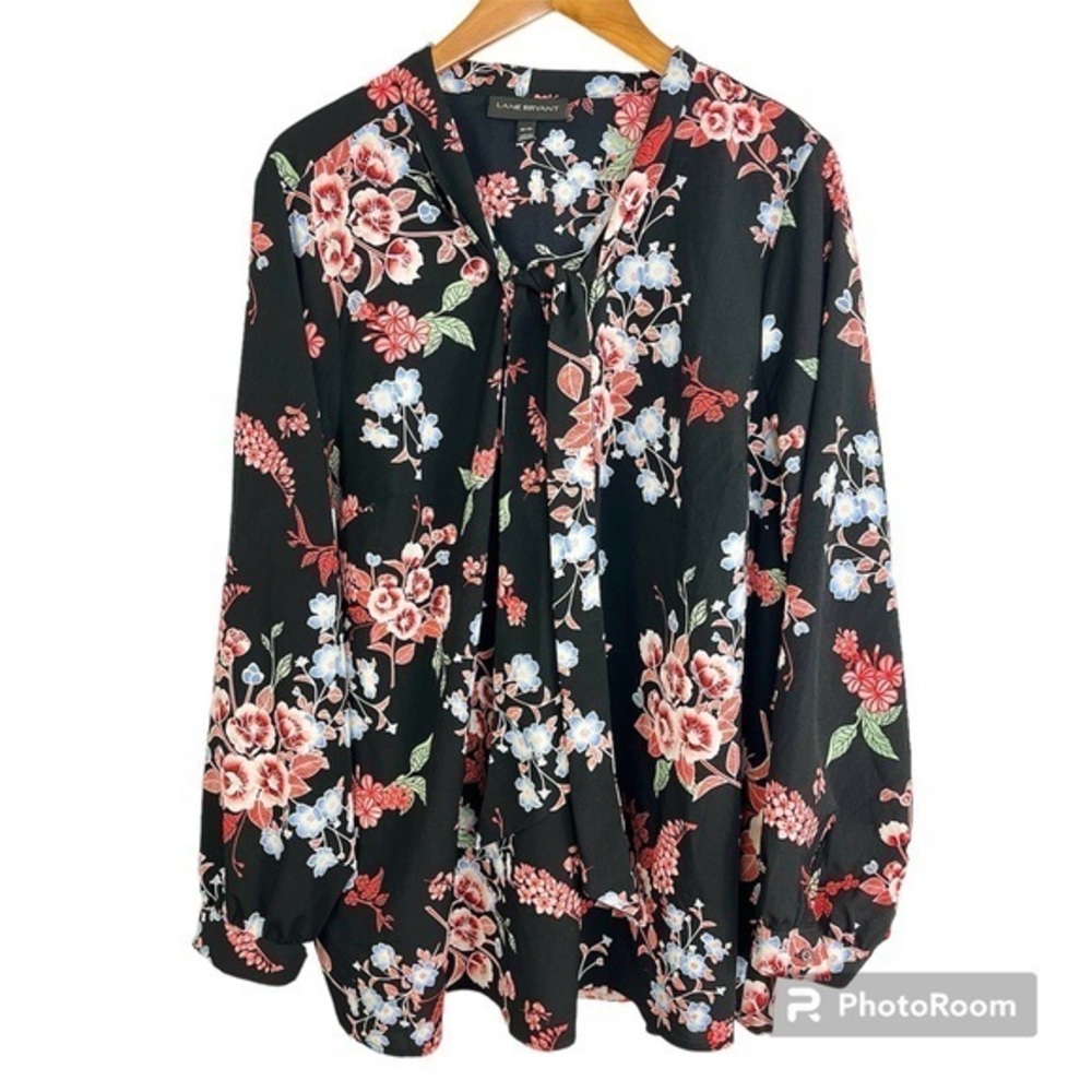 2/$25 Lane Bryant Black Floral Business Casual Lightweight Tie Front Blouse 18